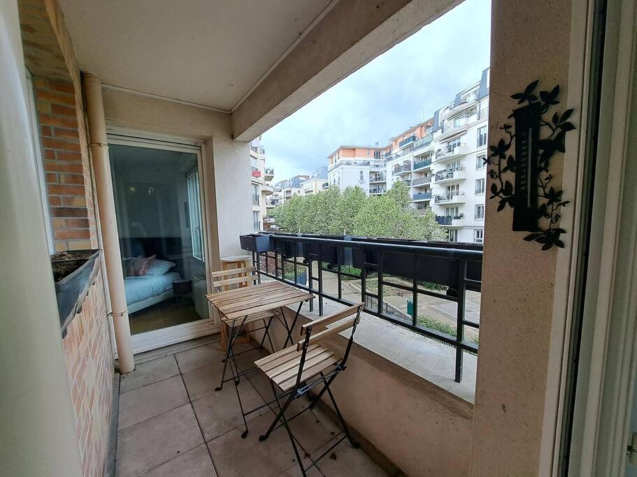 Appartement Aux Portes De Paris Et 5 Minutes Du Metro Charenton-le-Pont Eksteriør bilde