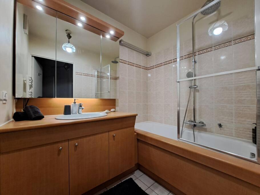 Appartement Aux Portes De Paris Et 5 Minutes Du Metro Charenton-le-Pont Eksteriør bilde